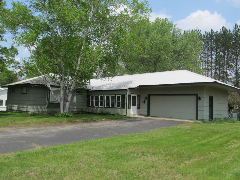 28 Fairview Ave, North Creek NY
