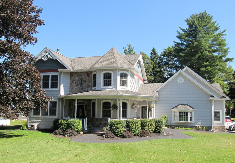 3 Marion Ave, North Creek, NY