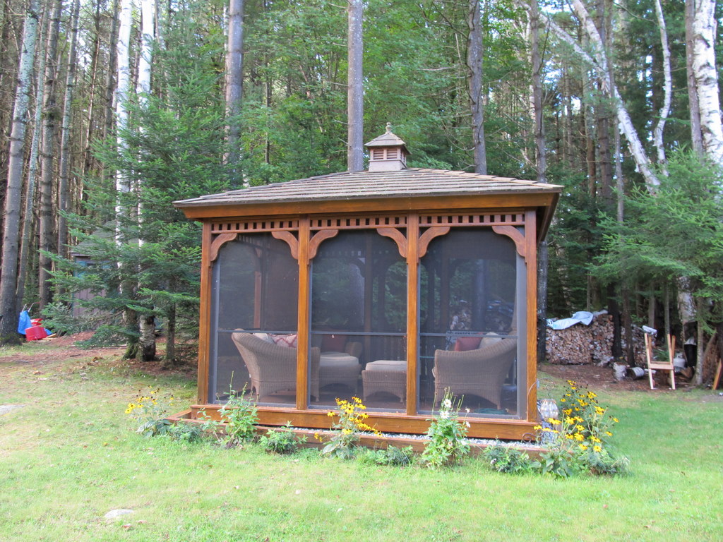 Adirondack Rental RT1016